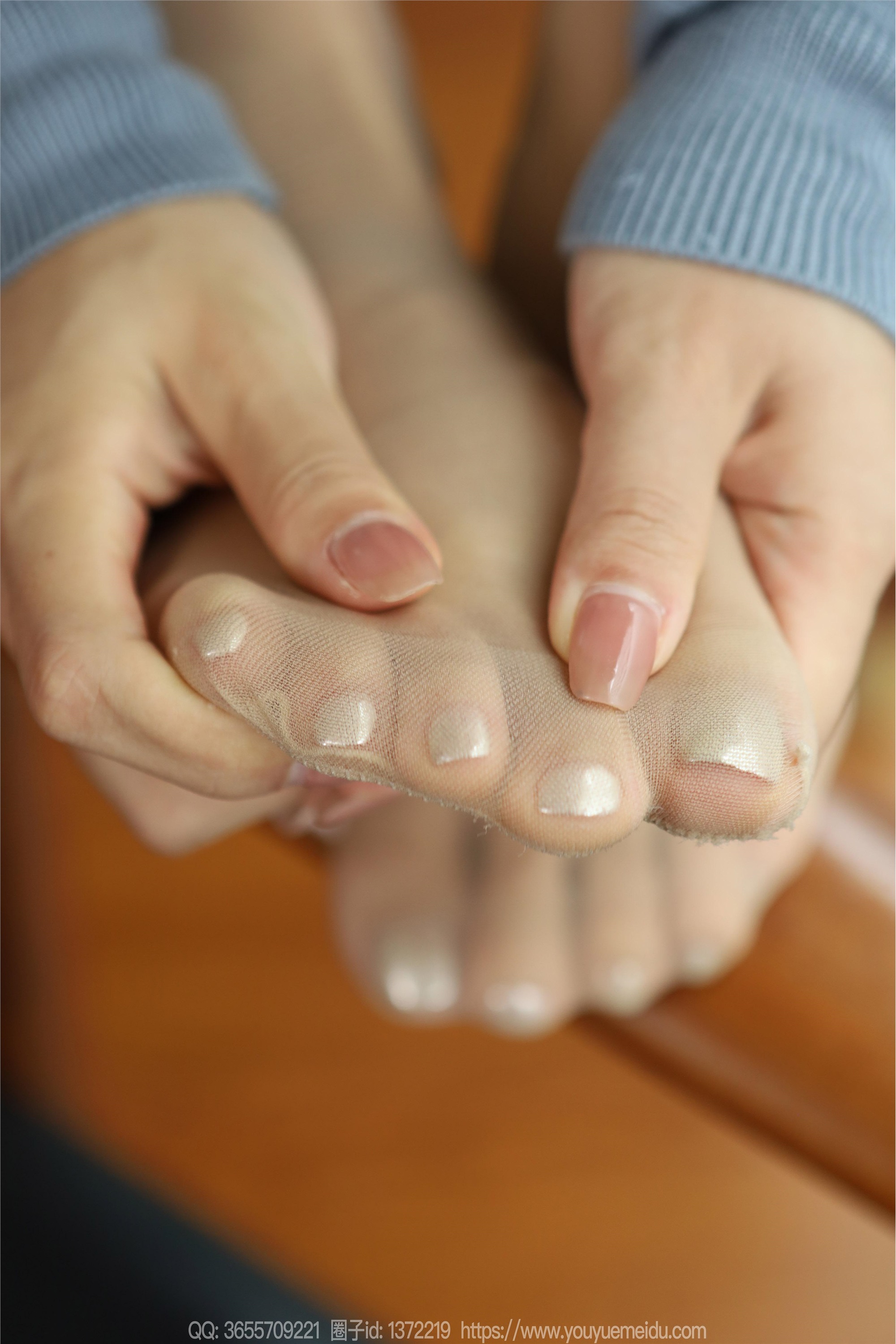 IESS异思趣向  2024.06.09 丝享家 1763 兔兔《小妈风包臀裙（下）